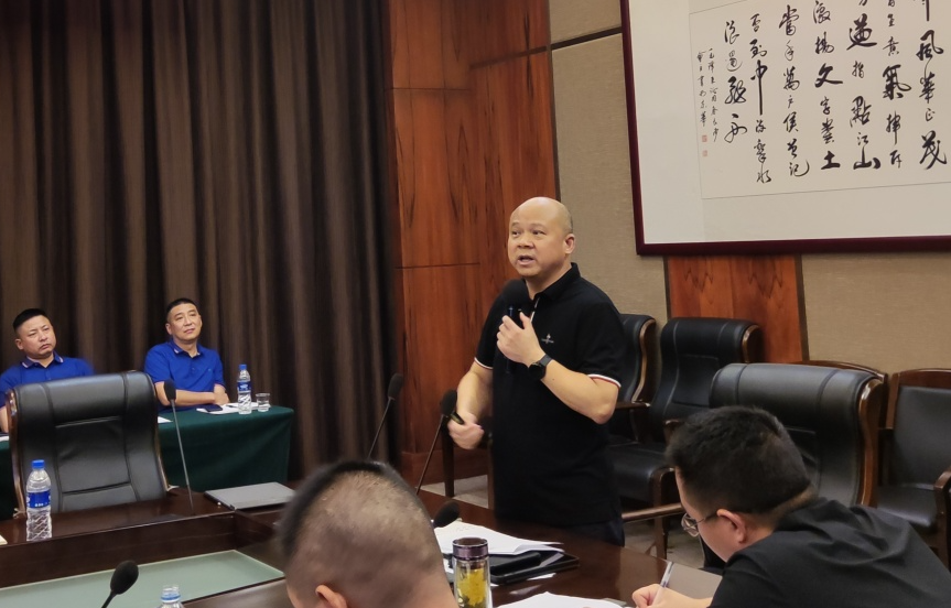 會議圖片2-趙總動員講話.jpg